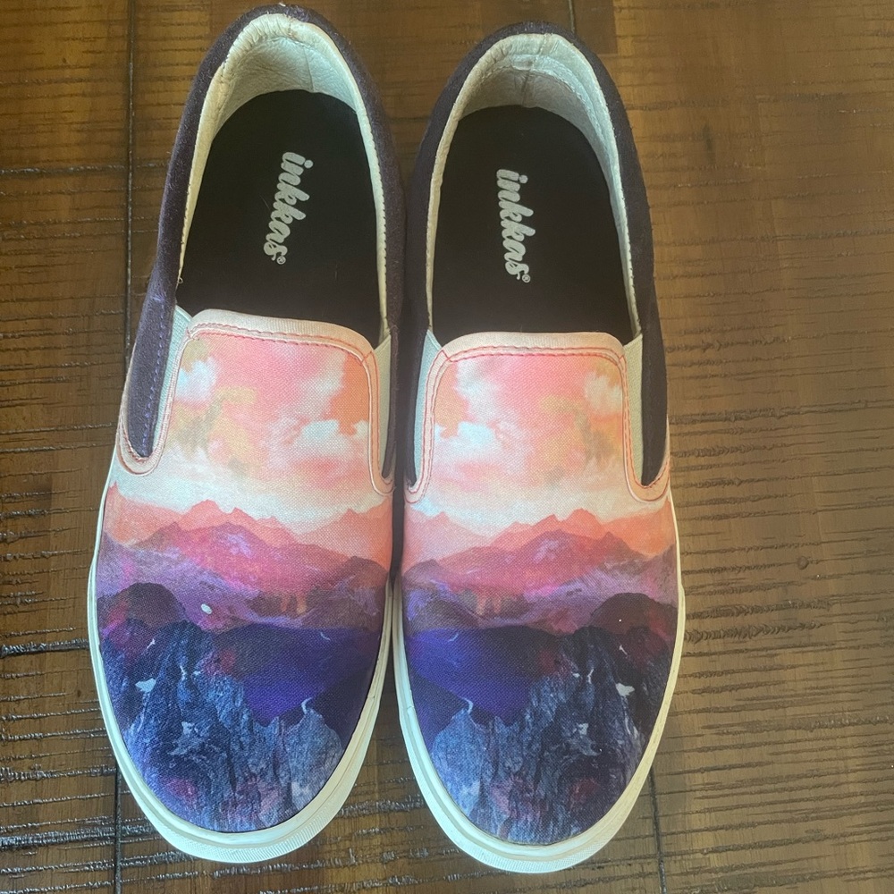 Inkkas sneakers - Sz 9
